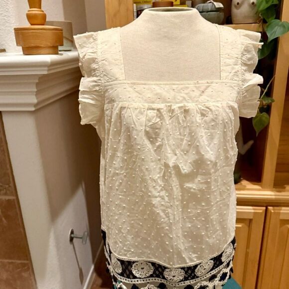 Summer top by Solitaire, gauze and contrasting blue decorative embroidery. - Picture 6 of 8